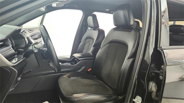 used 2022 Jeep Grand Cherokee car, priced at $29,648