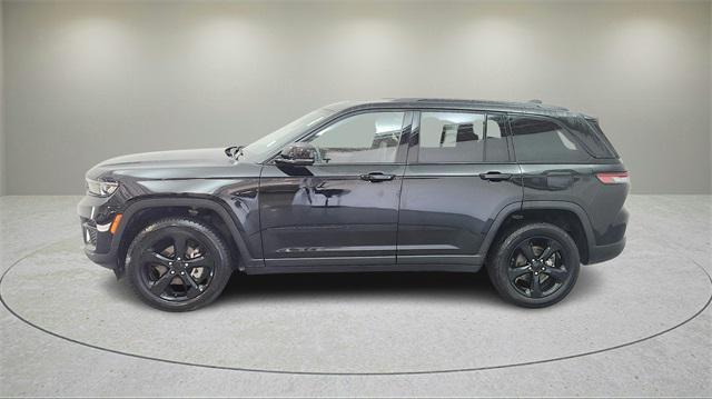 used 2022 Jeep Grand Cherokee car, priced at $29,648