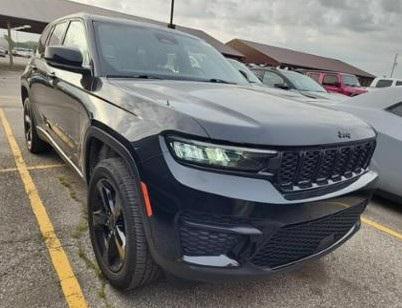 used 2022 Jeep Grand Cherokee car, priced at $31,600