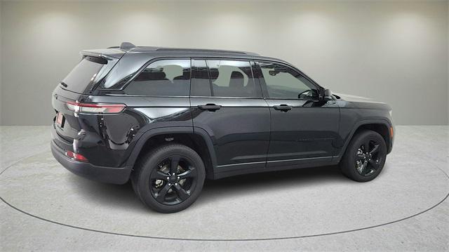 used 2023 Jeep Grand Cherokee car, priced at $34,999
