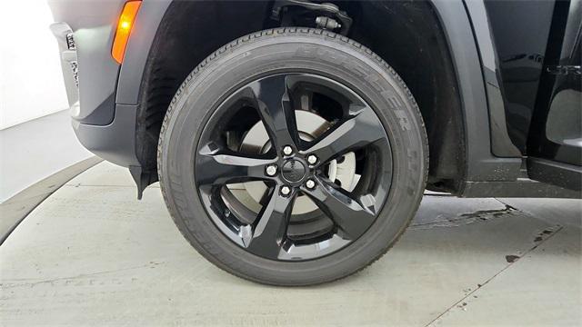 used 2023 Jeep Grand Cherokee car, priced at $34,999