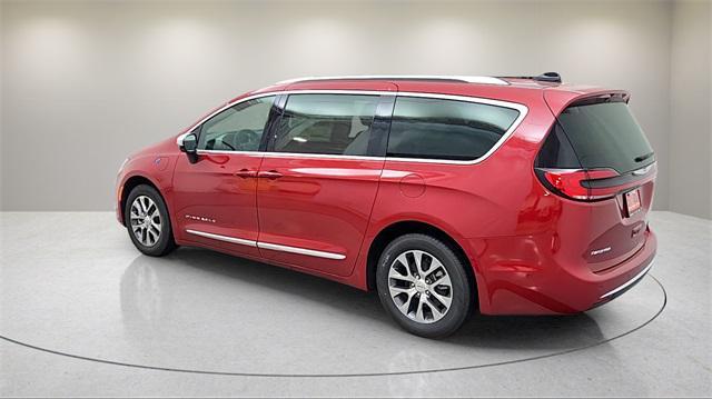 new 2025 Chrysler Pacifica car, priced at $45,045