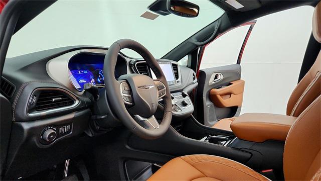 new 2025 Chrysler Pacifica car, priced at $45,045