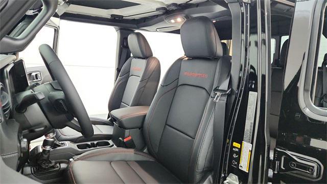 new 2025 Jeep Gladiator car, priced at $52,136