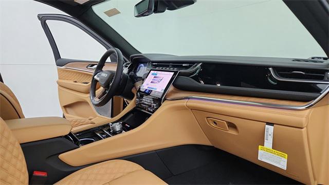 new 2025 Jeep Grand Cherokee car, priced at $60,513