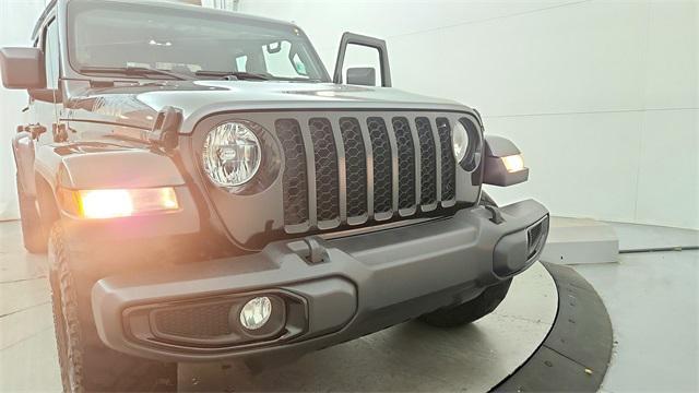 used 2022 Jeep Gladiator car, priced at $29,999
