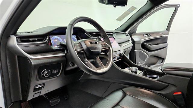 used 2024 Jeep Grand Cherokee car, priced at $39,999