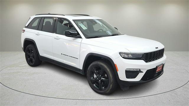 used 2024 Jeep Grand Cherokee car, priced at $39,999
