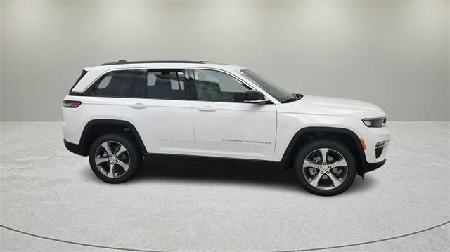 new 2024 Jeep Grand Cherokee car, priced at $44,969