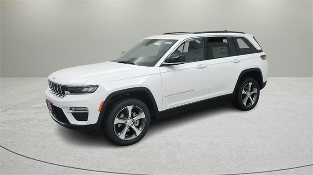 new 2024 Jeep Grand Cherokee car, priced at $44,969