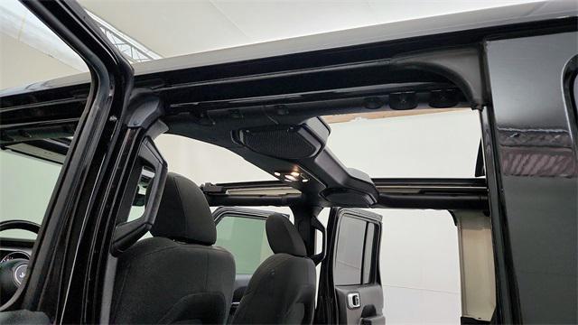 used 2021 Jeep Wrangler Unlimited car, priced at $29,203