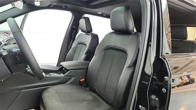 new 2025 Jeep Grand Cherokee car, priced at $42,054
