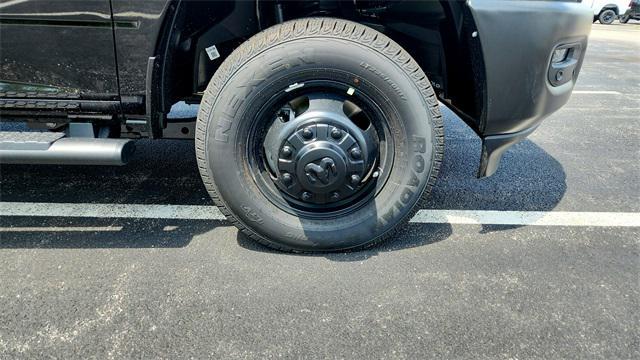 new 2025 Ram 3500 car, priced at $65,039