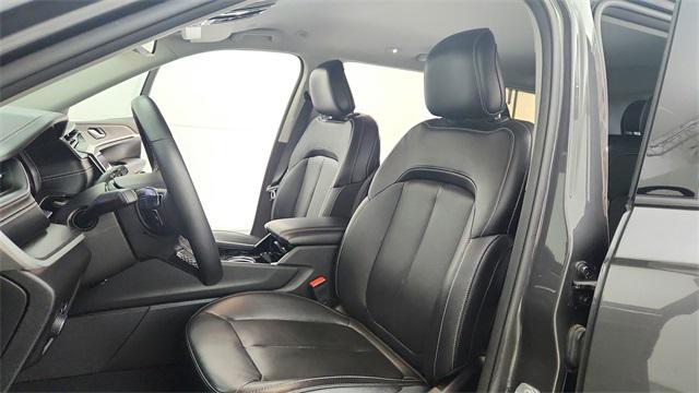 used 2022 Jeep Grand Cherokee L car, priced at $28,999