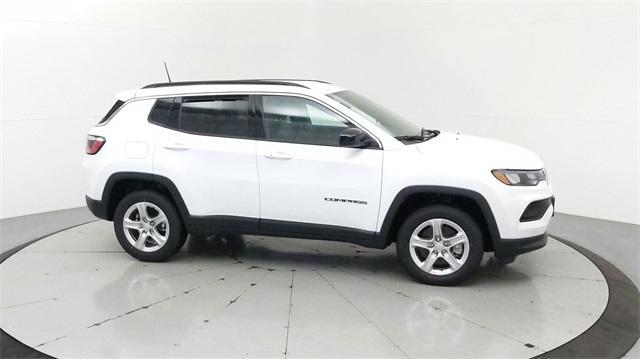 new 2023 Jeep Compass car, priced at $25,256