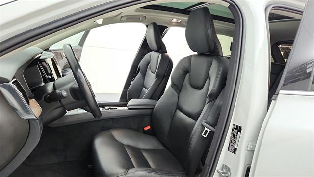 used 2021 Volvo XC60 Recharge Plug-In Hybrid car, priced at $24,999