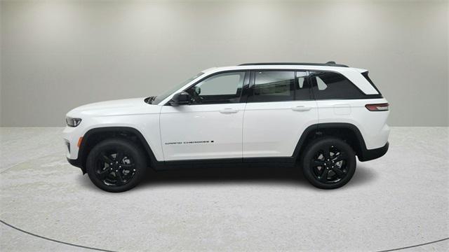 new 2024 Jeep Grand Cherokee car, priced at $43,551