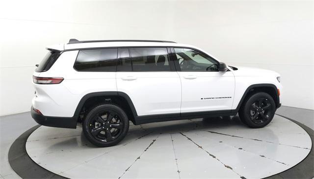 new 2024 Jeep Grand Cherokee L car, priced at $48,625