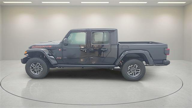 new 2025 Jeep Gladiator car, priced at $57,122