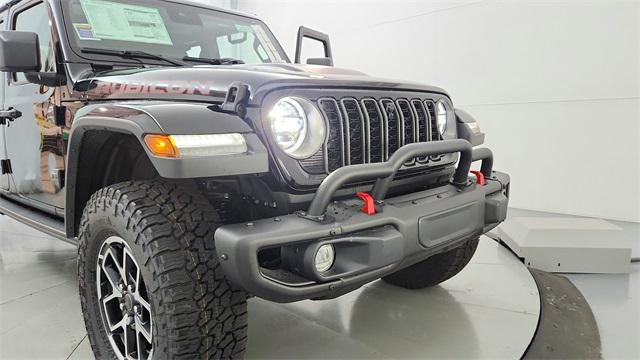 new 2024 Jeep Gladiator car, priced at $51,227