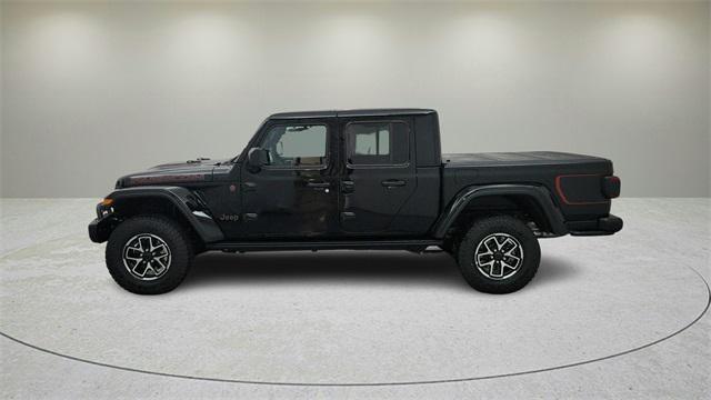 new 2024 Jeep Gladiator car, priced at $51,227