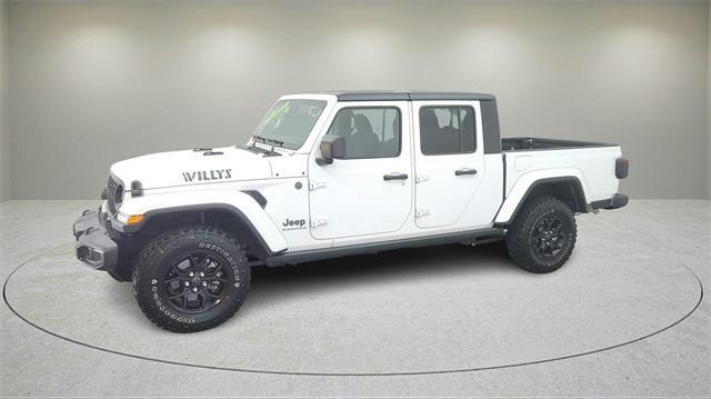 new 2025 Jeep Gladiator car, priced at $42,590