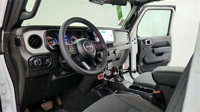 new 2025 Jeep Gladiator car, priced at $42,590
