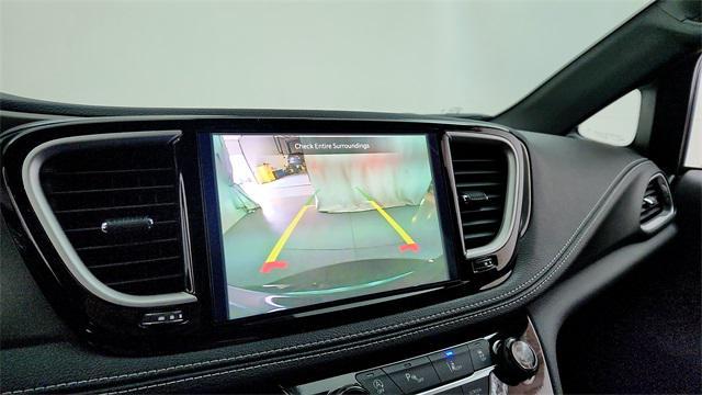 new 2025 Chrysler Pacifica car, priced at $38,335