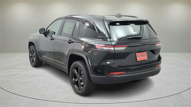 new 2025 Jeep Grand Cherokee car, priced at $40,452