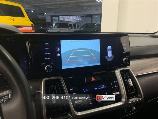 used 2022 Kia Sorento car, priced at $27,901
