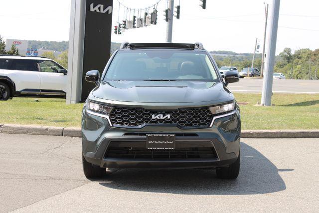 used 2022 Kia Sorento car, priced at $26,987