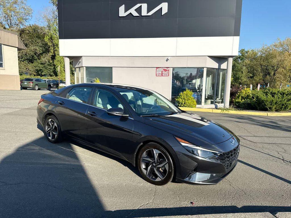 used 2022 Hyundai Elantra car, priced at $18,896