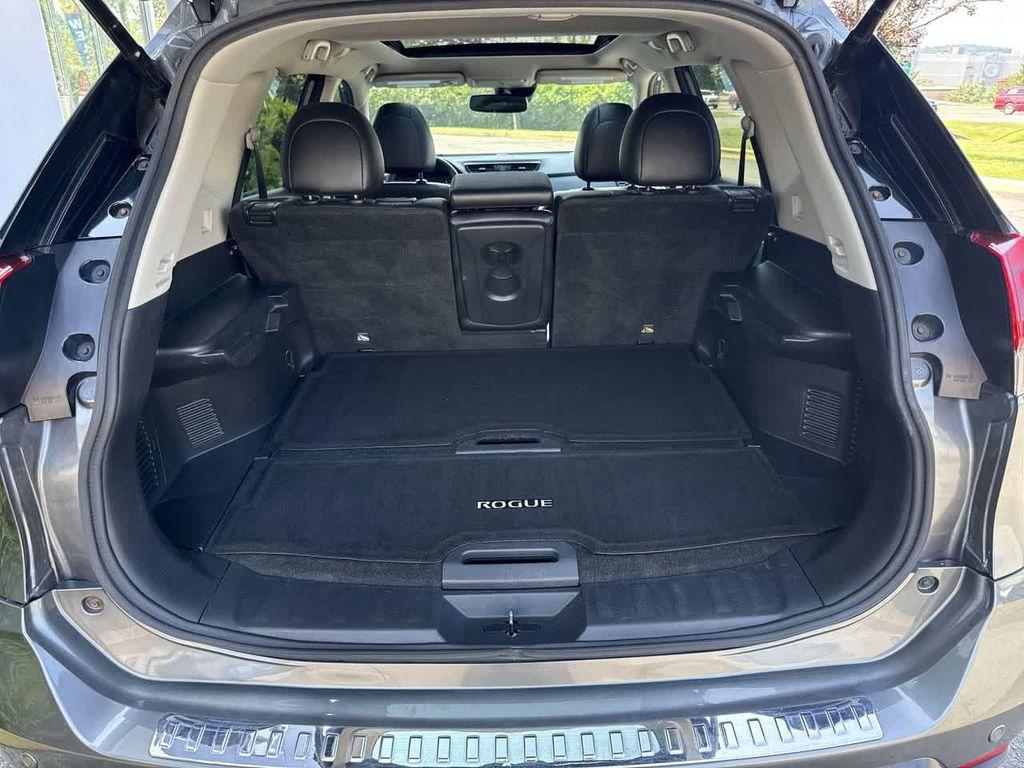 used 2019 Nissan Rogue car, priced at $15,217