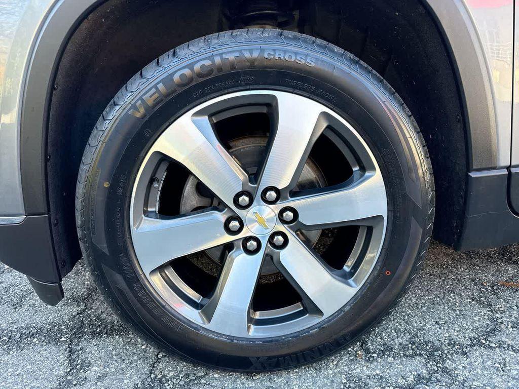 used 2019 Chevrolet Traverse car, priced at $14,995