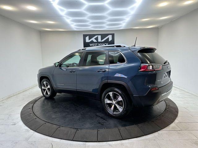 used 2020 Jeep Cherokee car, priced at $15,899