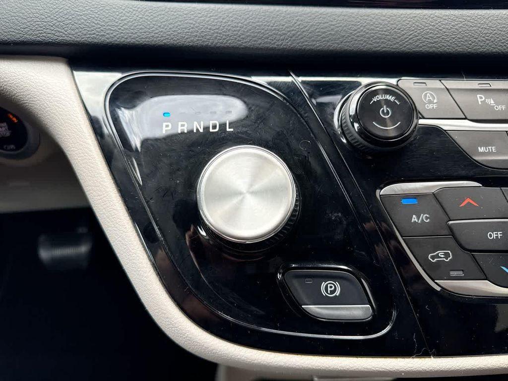 used 2023 Chrysler Pacifica car, priced at $22,990