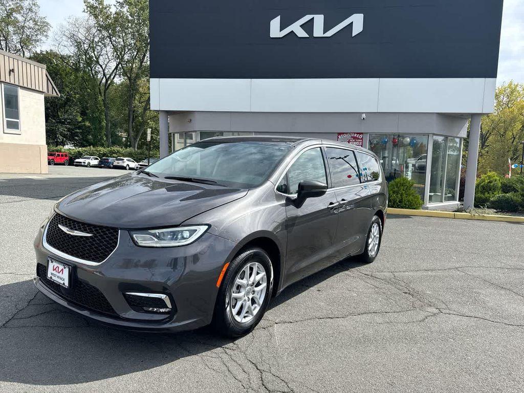 used 2023 Chrysler Pacifica car, priced at $22,990