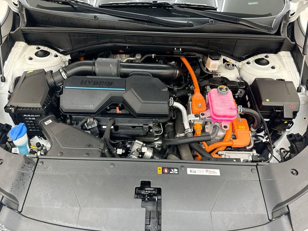 used 2025 Kia Sorento Hybrid car, priced at $35,500