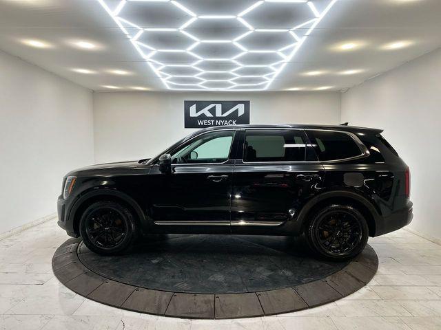 used 2022 Kia Telluride car, priced at $27,899