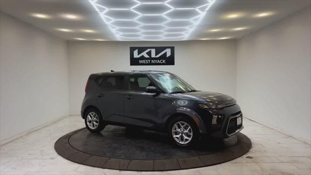 used 2022 Kia Soul car, priced at $15,700