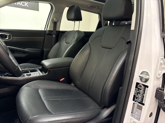 used 2022 Kia Sorento car, priced at $27,376