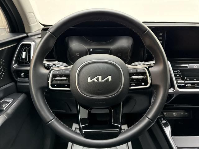 used 2024 Kia Sorento Hybrid car, priced at $33,120