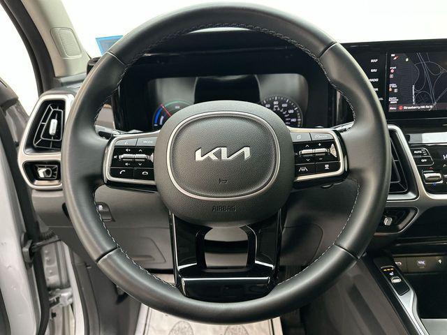 used 2022 Kia Sorento Hybrid car, priced at $26,799