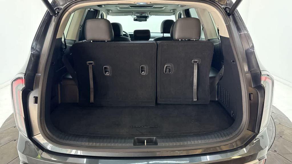 used 2024 Kia Telluride car, priced at $39,178