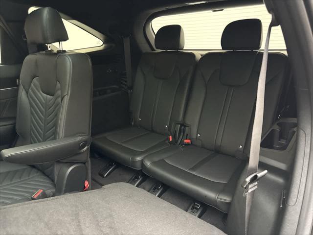 used 2024 Kia Sorento car, priced at $39,749
