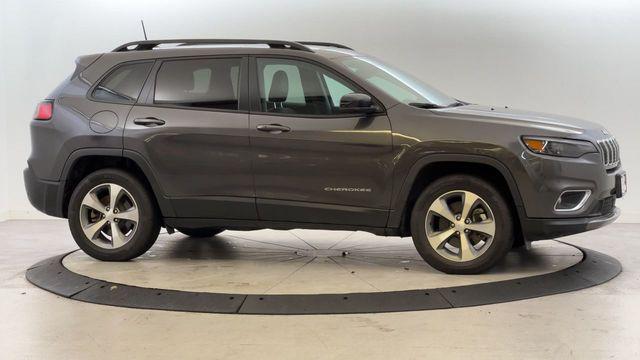 used 2022 Jeep Cherokee car, priced at $25,674