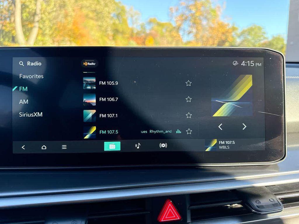 used 2025 Kia Sorento car, priced at $32,304