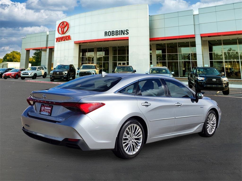 used 2020 Toyota Avalon Hybrid car, priced at $29,237