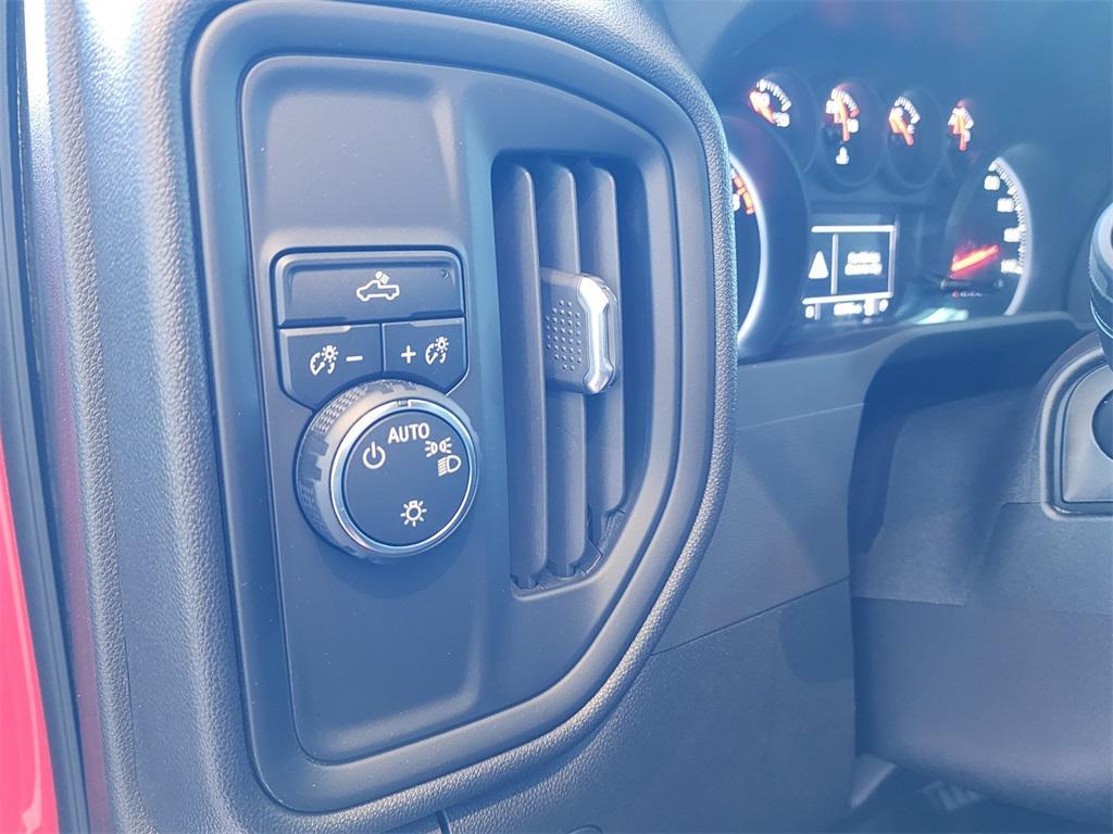 used 2022 Chevrolet Silverado 1500 car, priced at $29,994