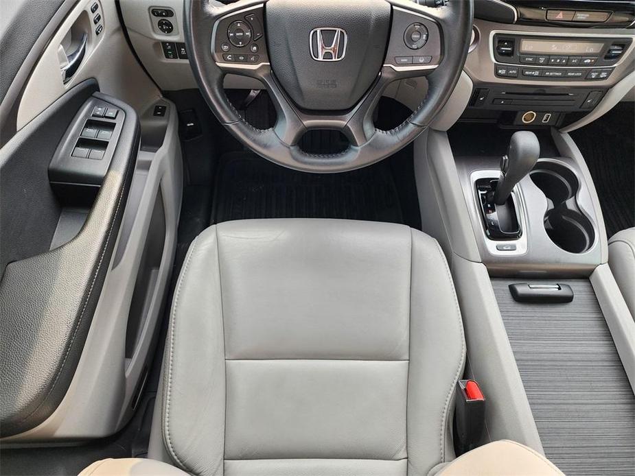 used 2020 Honda Pilot car, priced at $26,869